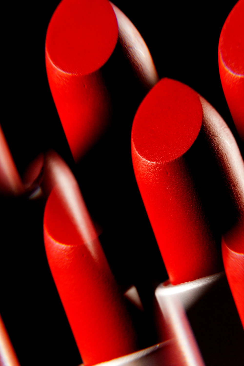 High 10 Purple Lipsticks for a Romantic Night Out! High 10 Purple Lipsticks for a Romantic Night Out!